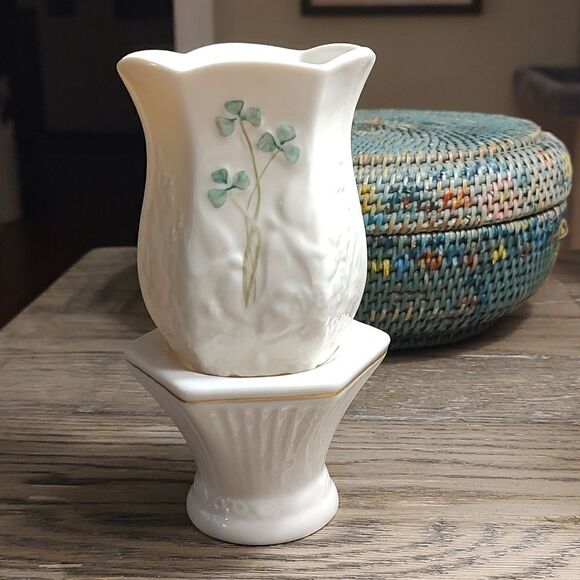 Belleek Doves of Peace 2-Piece Tea Light Holder - Picture 3 of 10